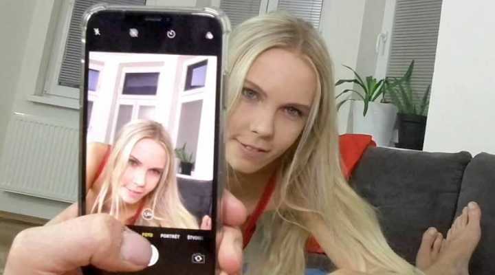 Hunter POV – E15 – Innocent looking blonde gets POV treatment